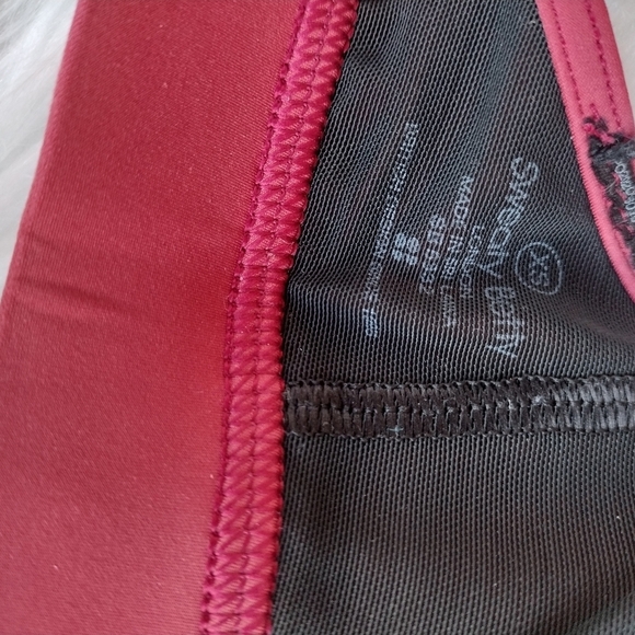 Lot of 2 Sweaty Betty Sports Bra Top  XS Yoga Workout - Picture 3 of 4